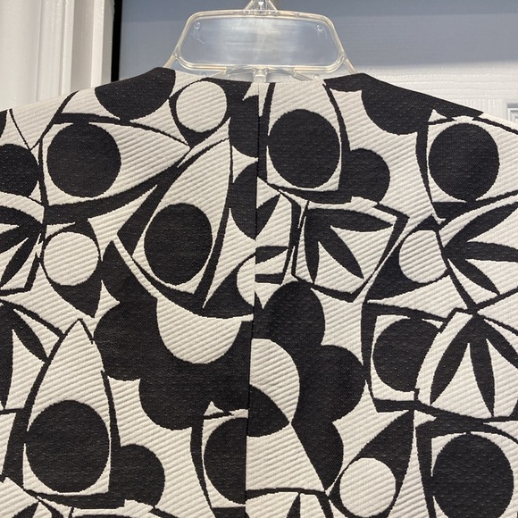 NWOT - LOUBEN Open Style Black & White Floral Pattern Lined Jacket - Size 12 - Picture 5 of 14